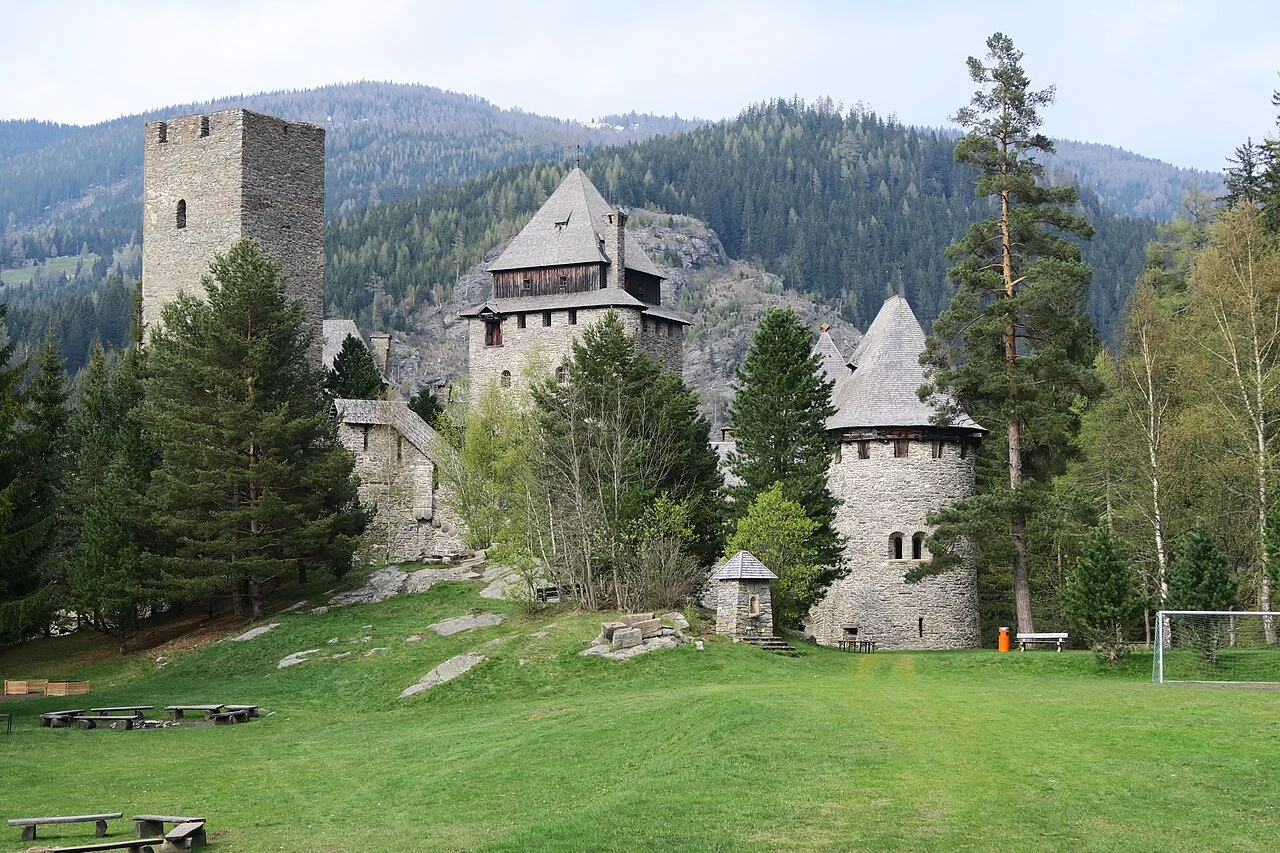 Château de Finstergrün, Autriche