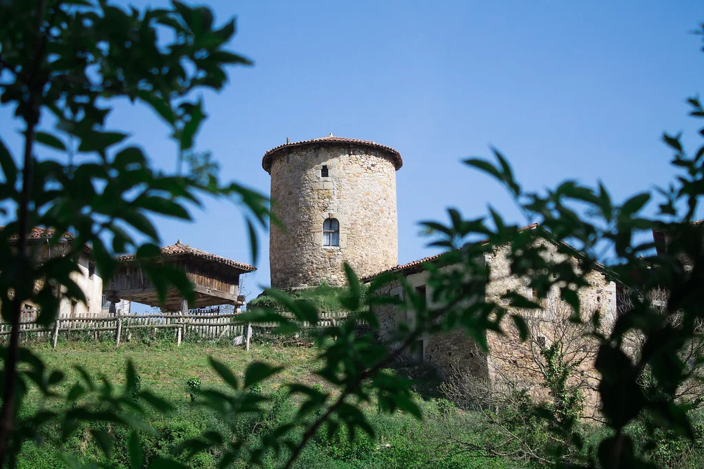 Bandujo, Espagne