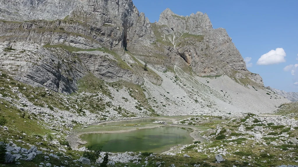 Maja e Jezerces, Kosovo, Albanie, Albanie