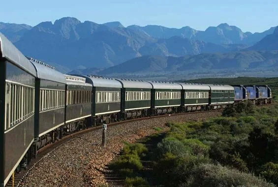 Rovos Rail, Afrique du Sud, Afrique du Sud, Afrique du Sud, Afrique du Sud, Afrique du Sud, Zimbabwe, Zimbabwe, Zambie, Zambie, Zambie, Zambie, Tanzanie, Tanzanie, Tanzanie, Tanzanie, Botswana, Botswana, Botswana