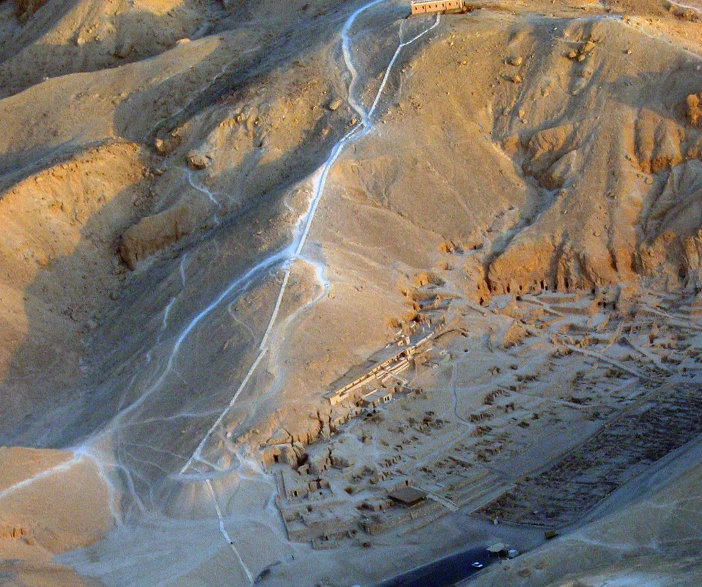 Vallée des Artisans, Égypte