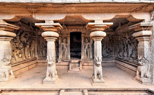 Temple de la grotte de Varaha, Inde
