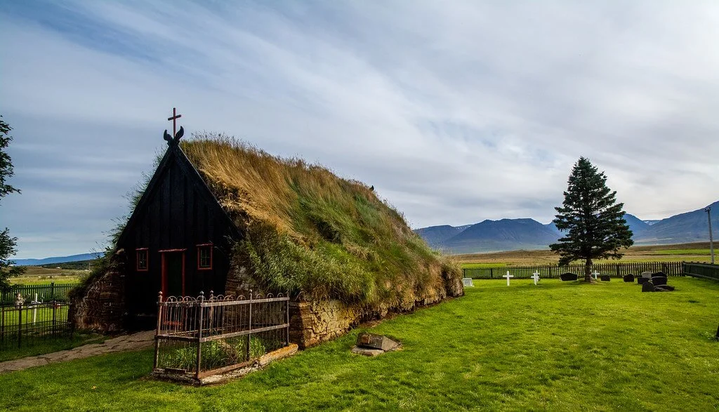 Vidimyrarkirkja, Islande