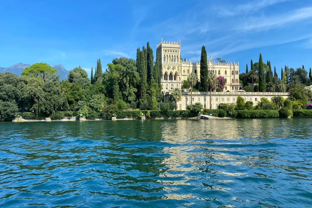 Île de Garde, Italie