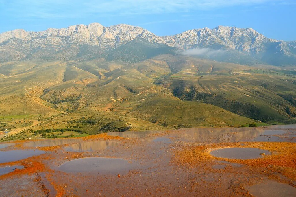 Badab-e Surt, Iran