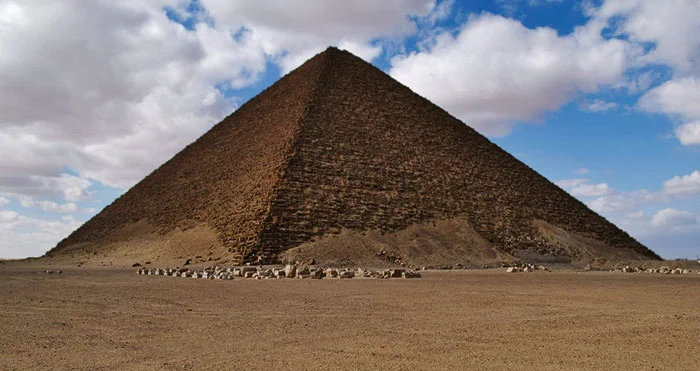 Pyramide rouge, Égypte