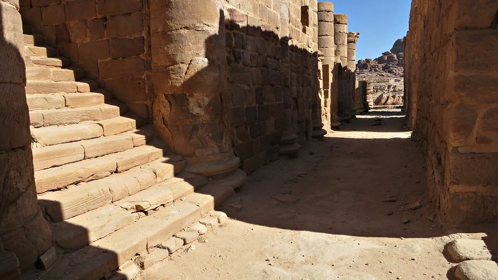 Grand Temple (Pétra), Jordanie