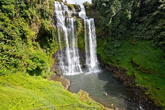 Tad Gneuang Waterfall, Laos