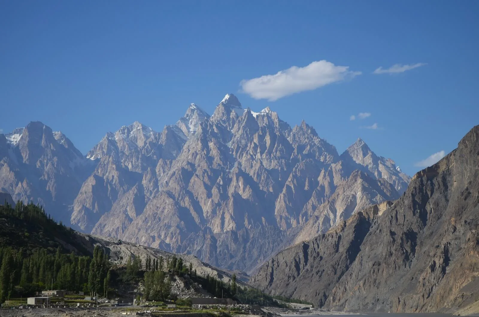 Passu Cones, Pakistan