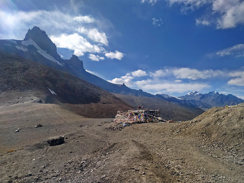 Singe La, Inde