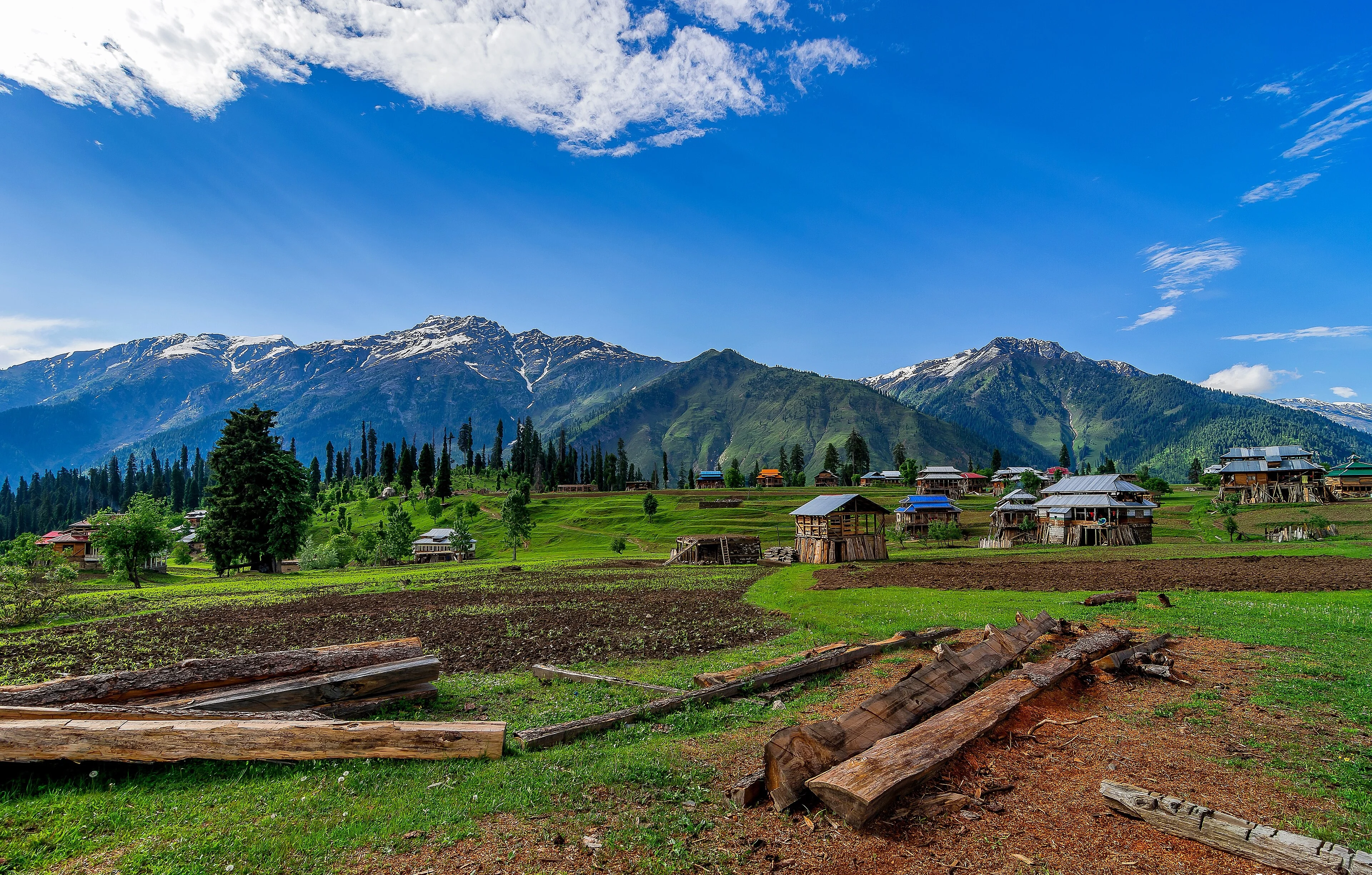 Arang Kel, Pakistan