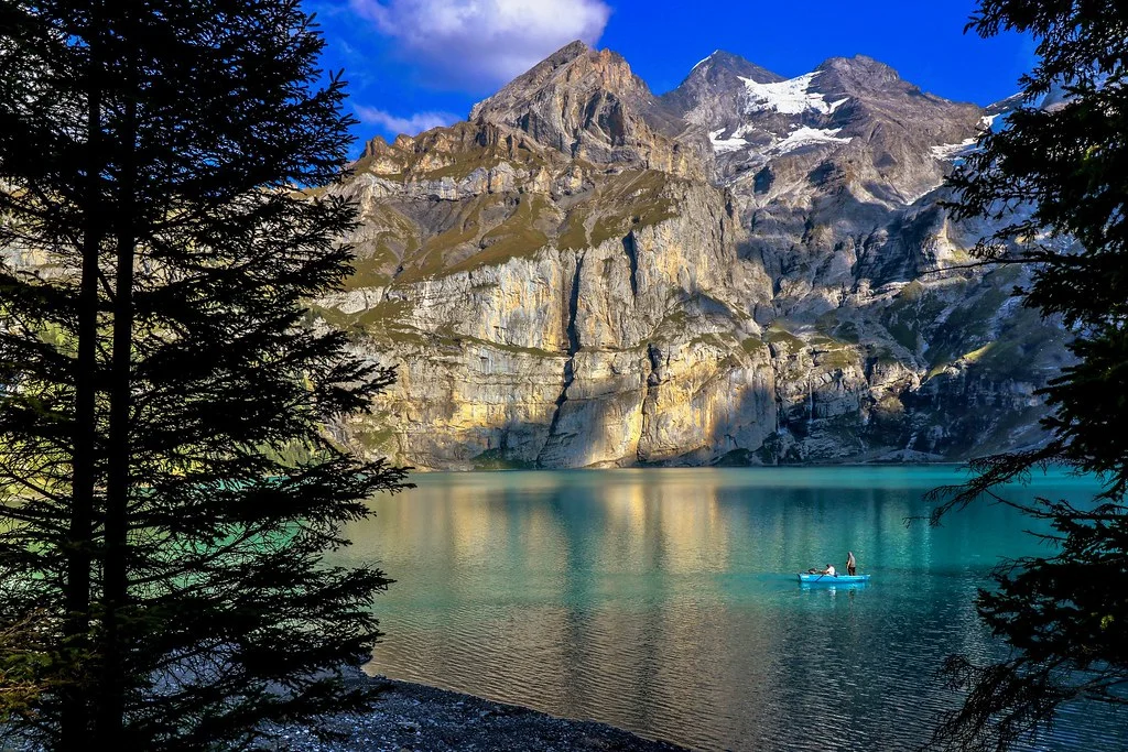 Lac d'Oeschinen, Suisse