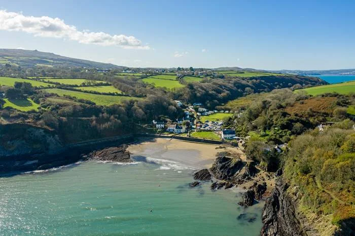Cwm-yr-Eglwys, Pays de Galles