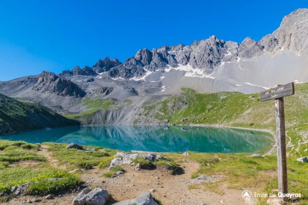 Lac Sainte-Anne (Hautes-Alpes), France