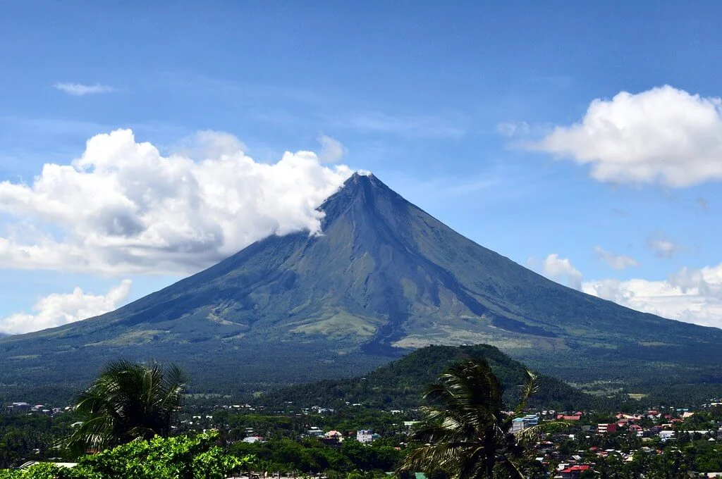 Mayon, Philippines