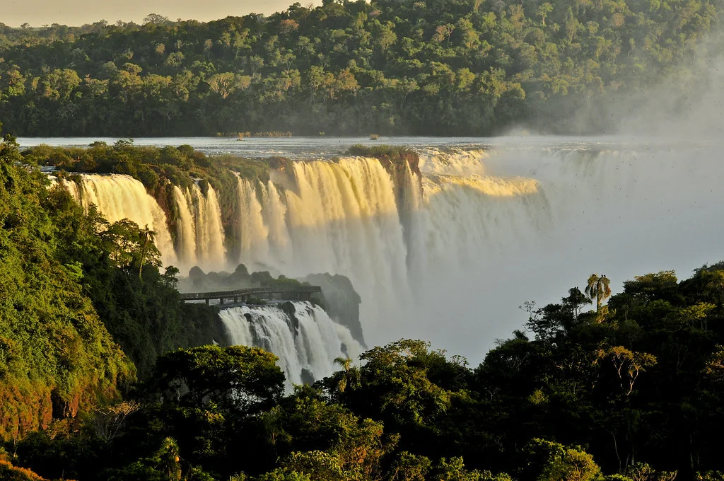Devil's Throat, Brésil, Argentine