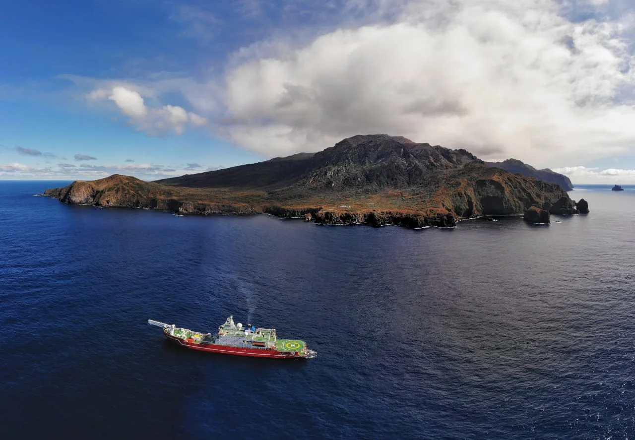 Île Gough, Sainte-Hélène / Ascension / Tristan da Cunha