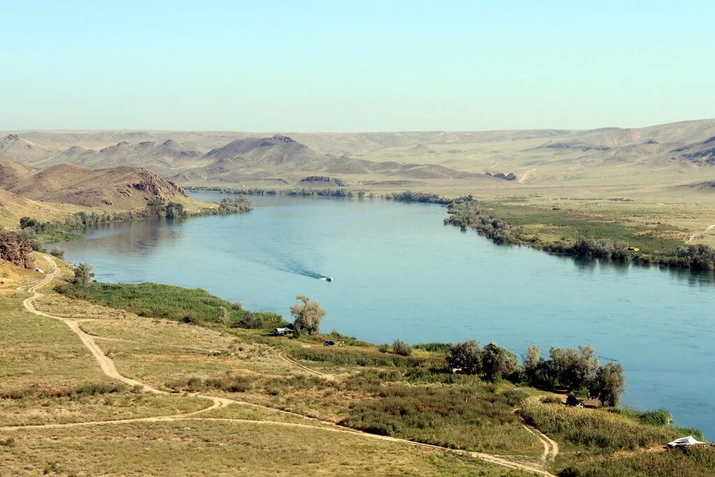 Rivière Ili, Chine, Kazakhstan
