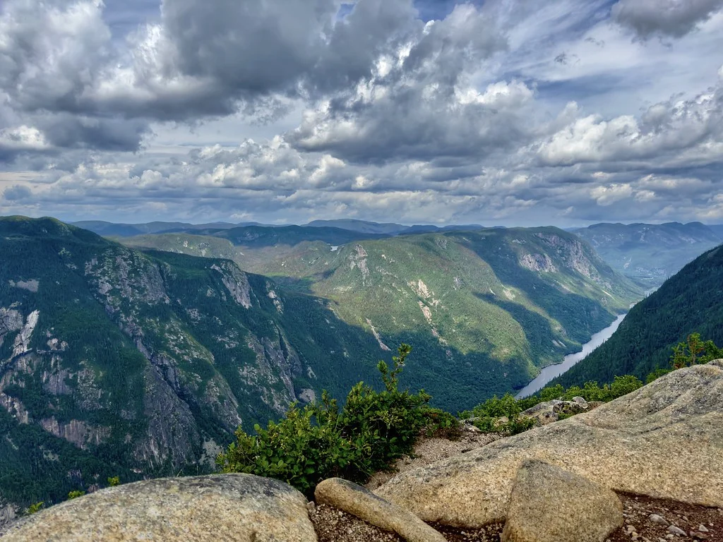 Sentier Le Riverain, Canada