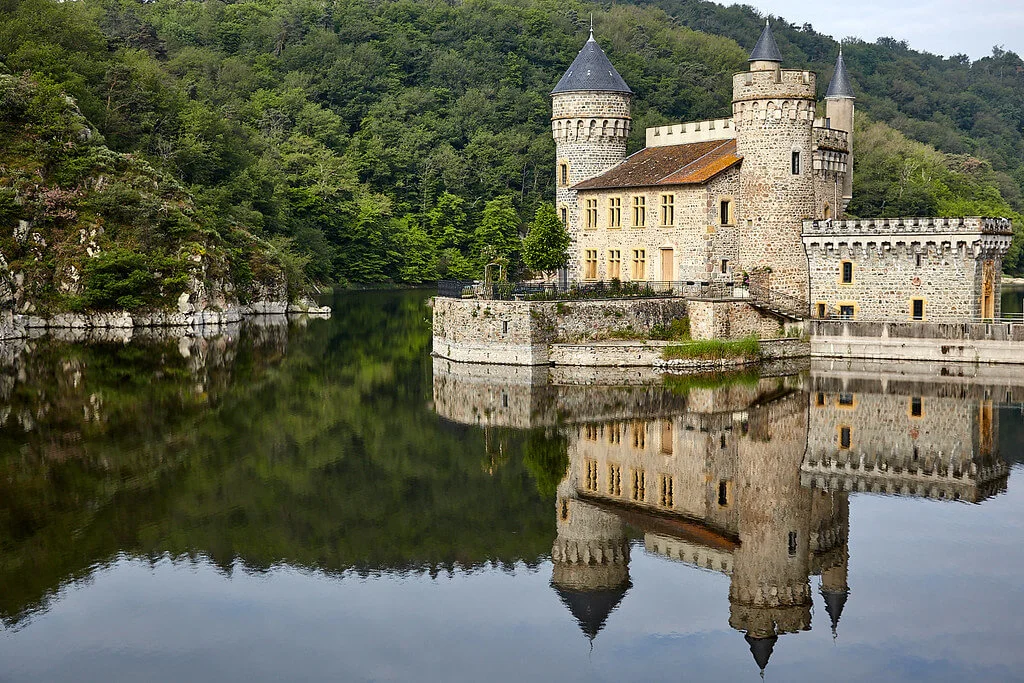 Château de La Roche (Saint-Priest-la-Roche), France