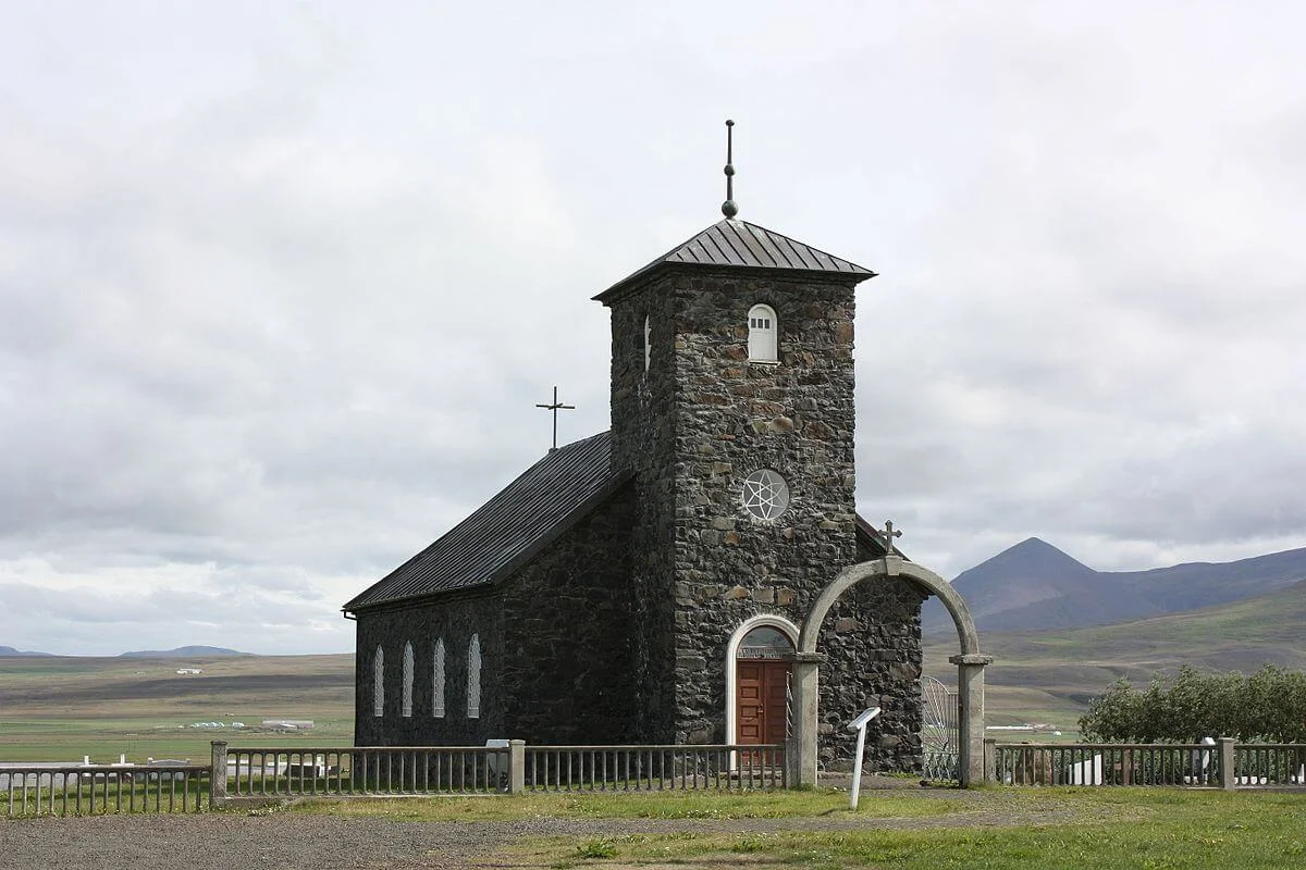 Thingeyrakirkja, Islande