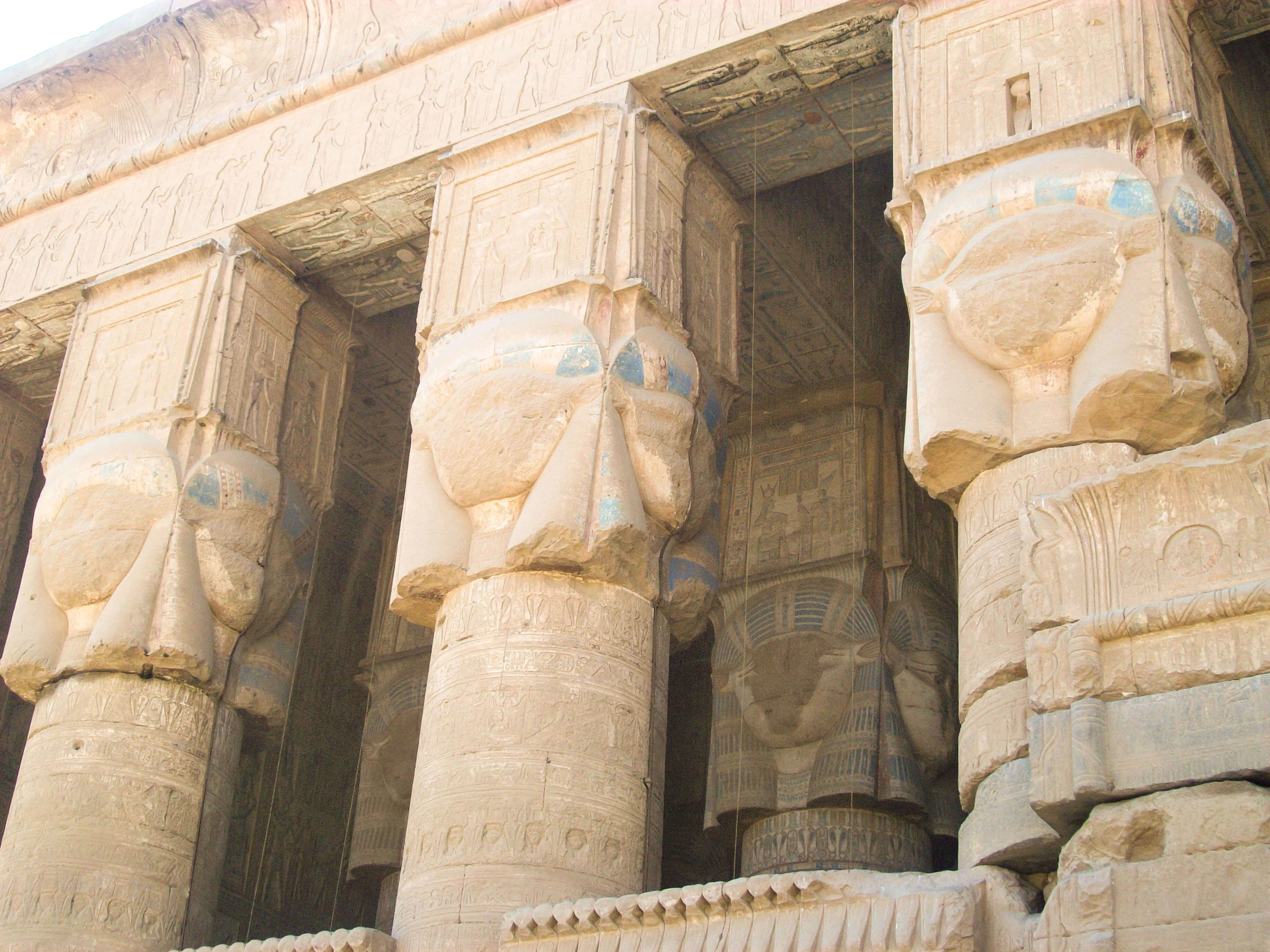 Temple d'Hathor, Égypte