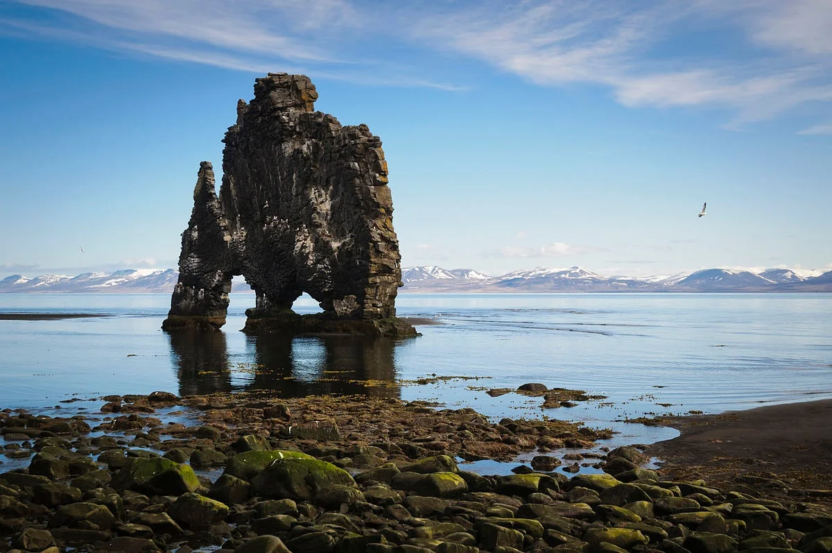 Hvitserkur, Islande