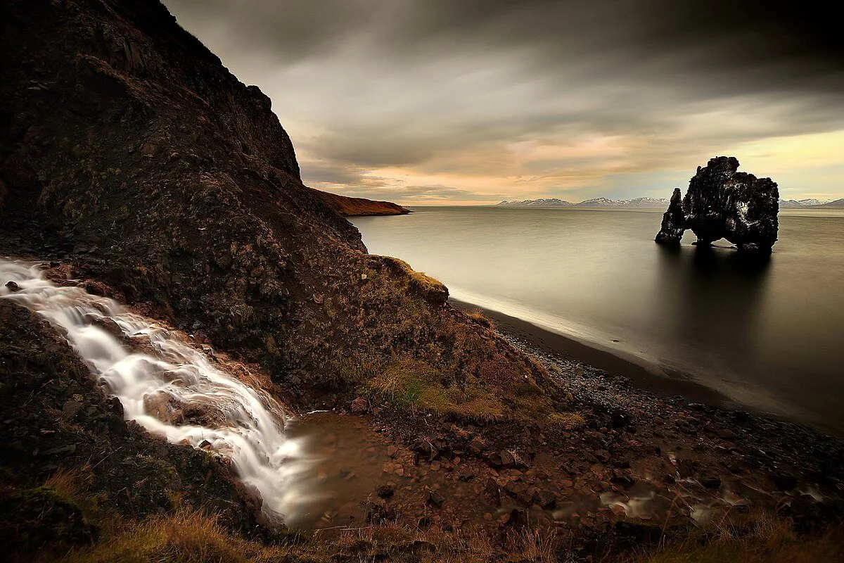 Hvitserkur, Islande