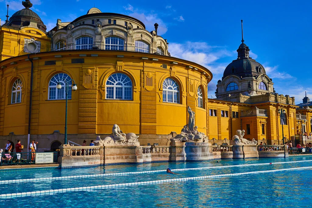 Thermes Szechenyi, Hongrie