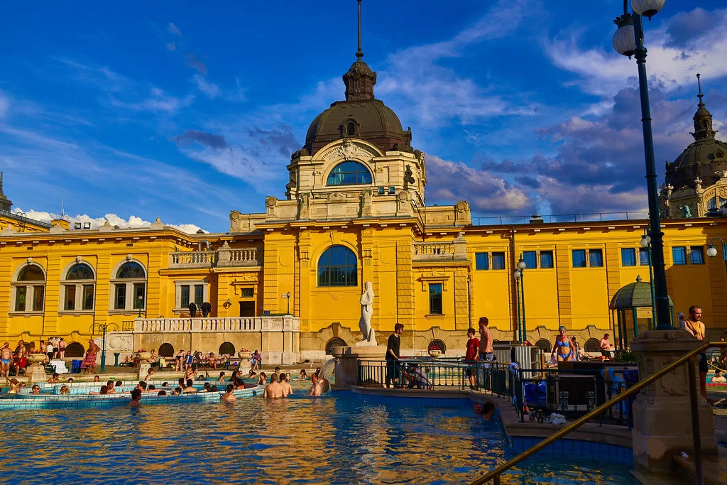 Thermes Szechenyi, Hongrie