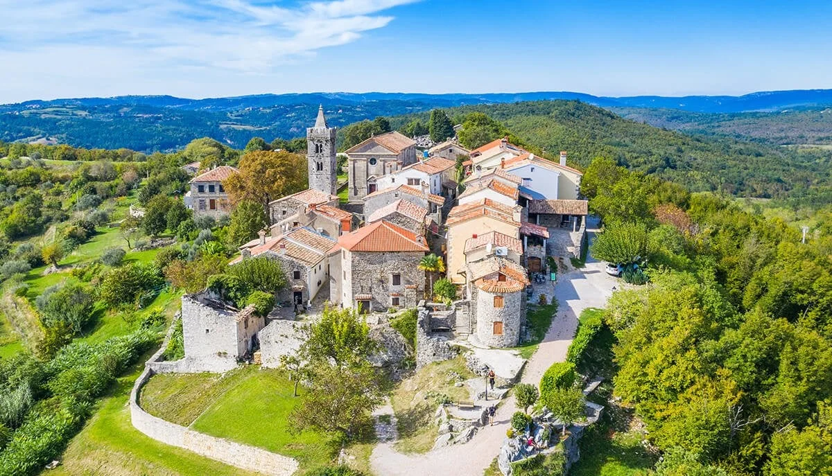 Hum, Croatie