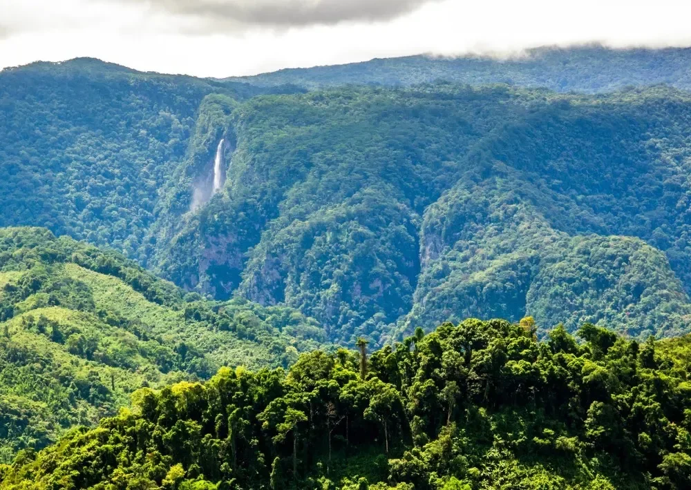 Chaîne Annamitique, Laos, Laos, Laos