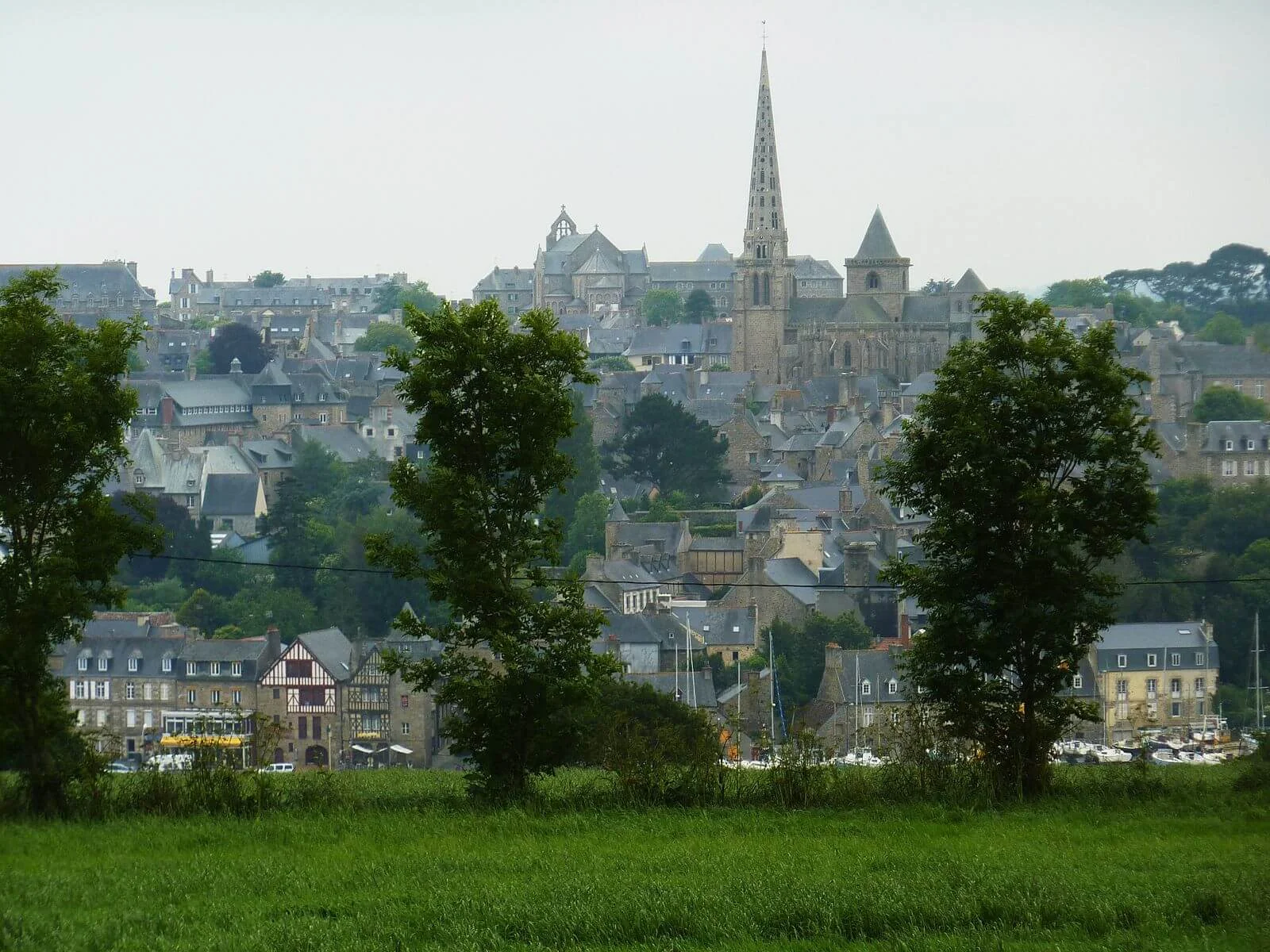 Tréguier, France