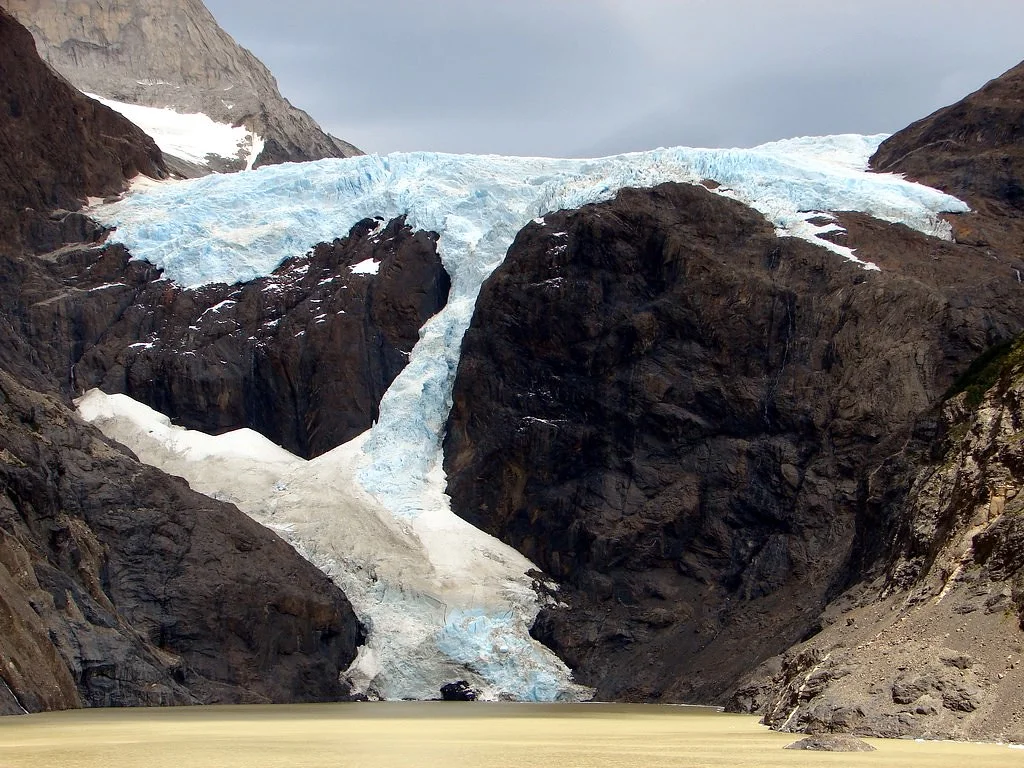 Glacier los Perros, Chili