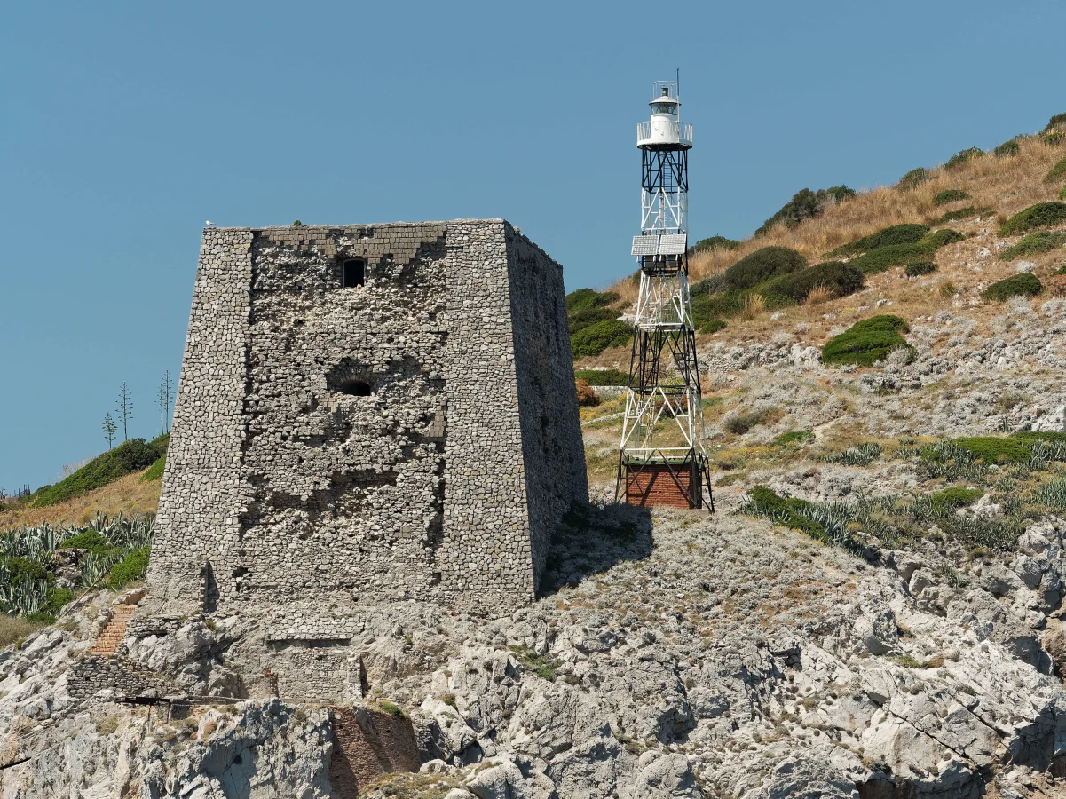 Phare de Punta Campanella, Italie