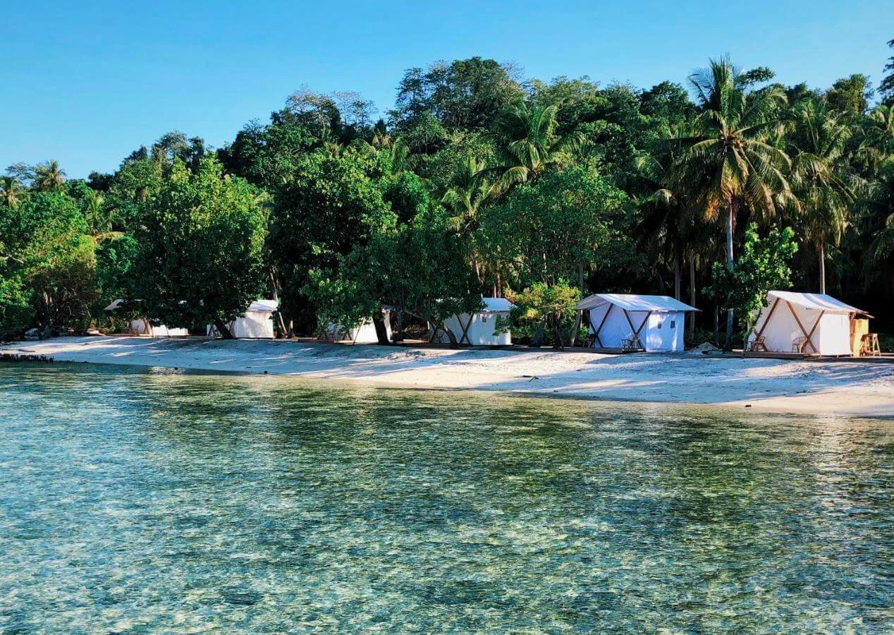 Buka Buka Island, Indonésie