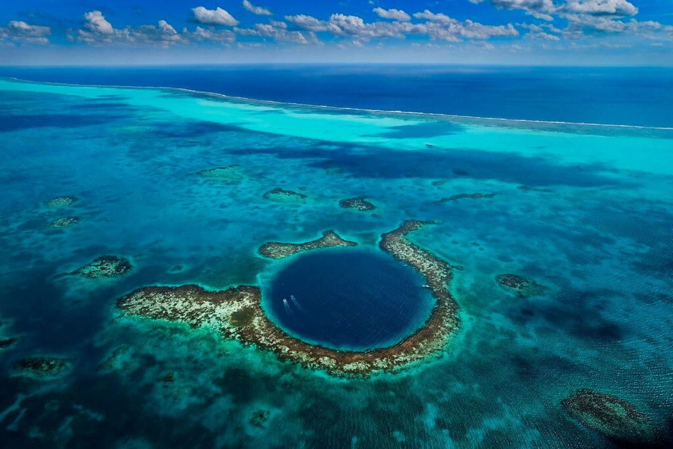 Grand Trou Bleu, Belize