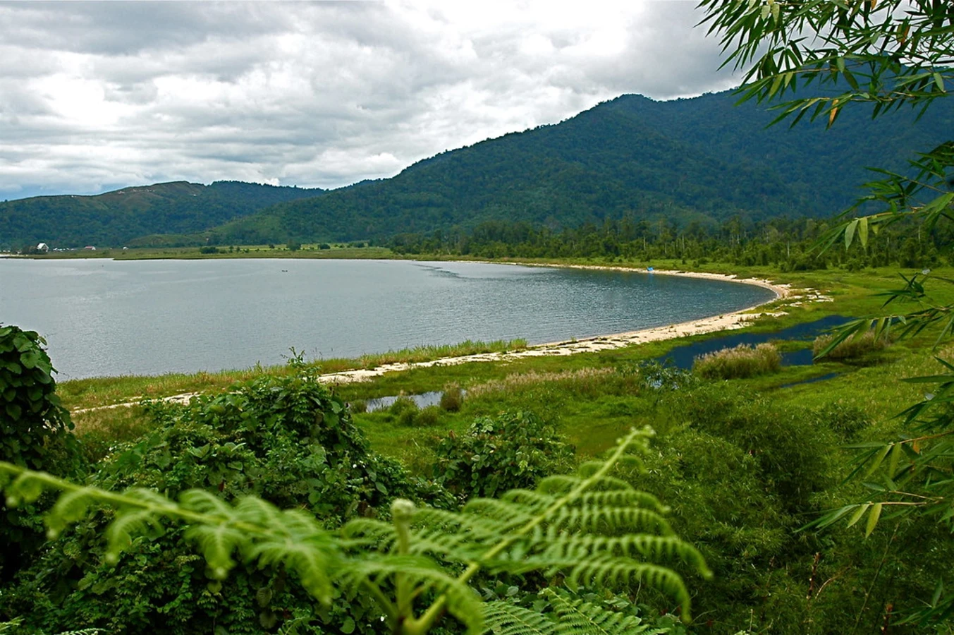 Lac Poso, Indonésie