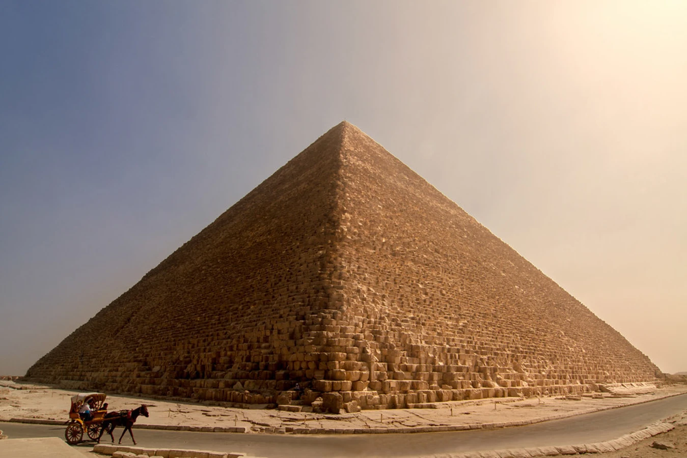 Pyramide de Khéops, Égypte