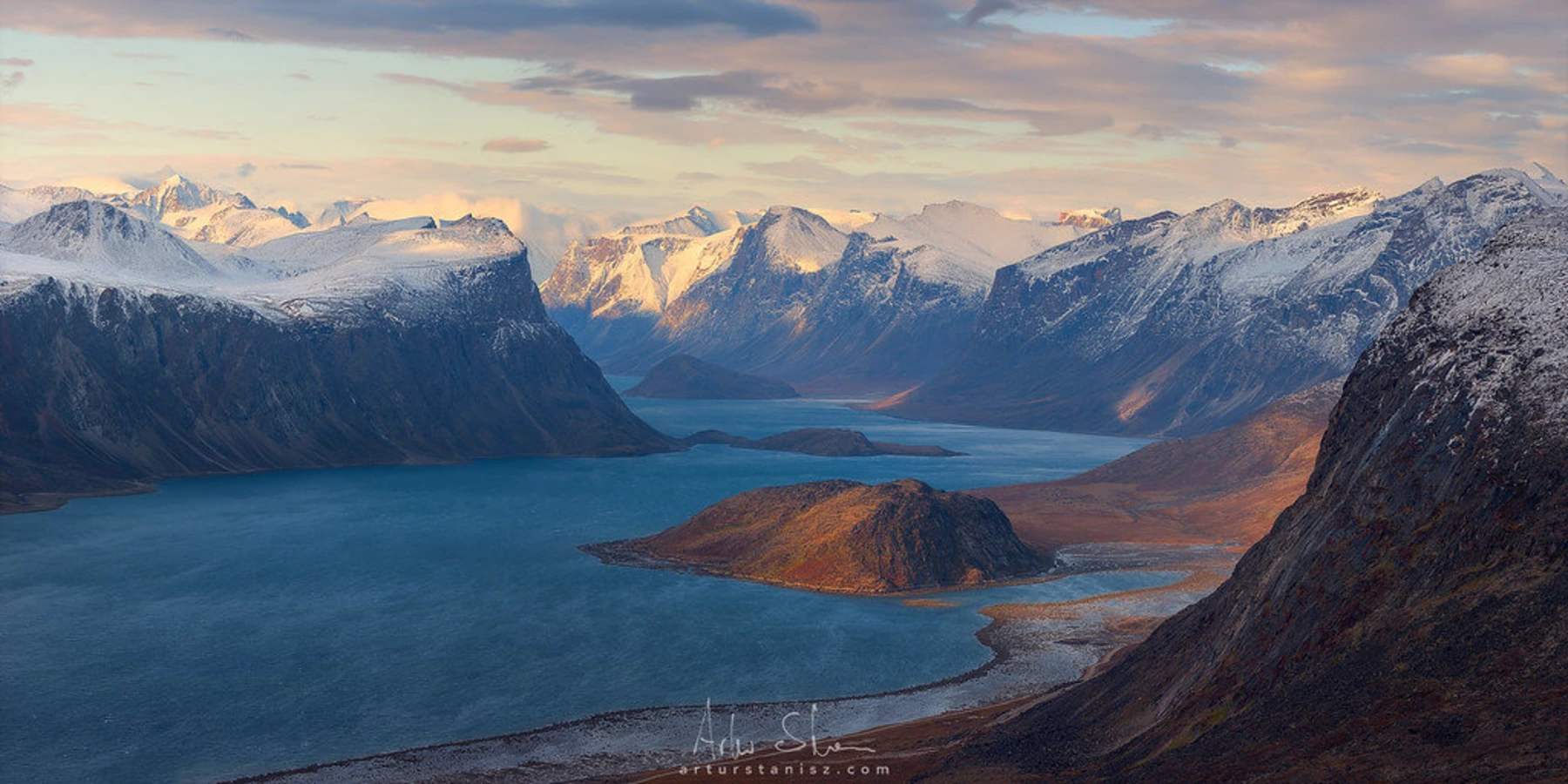 Fjord Pangnirtung, Canada