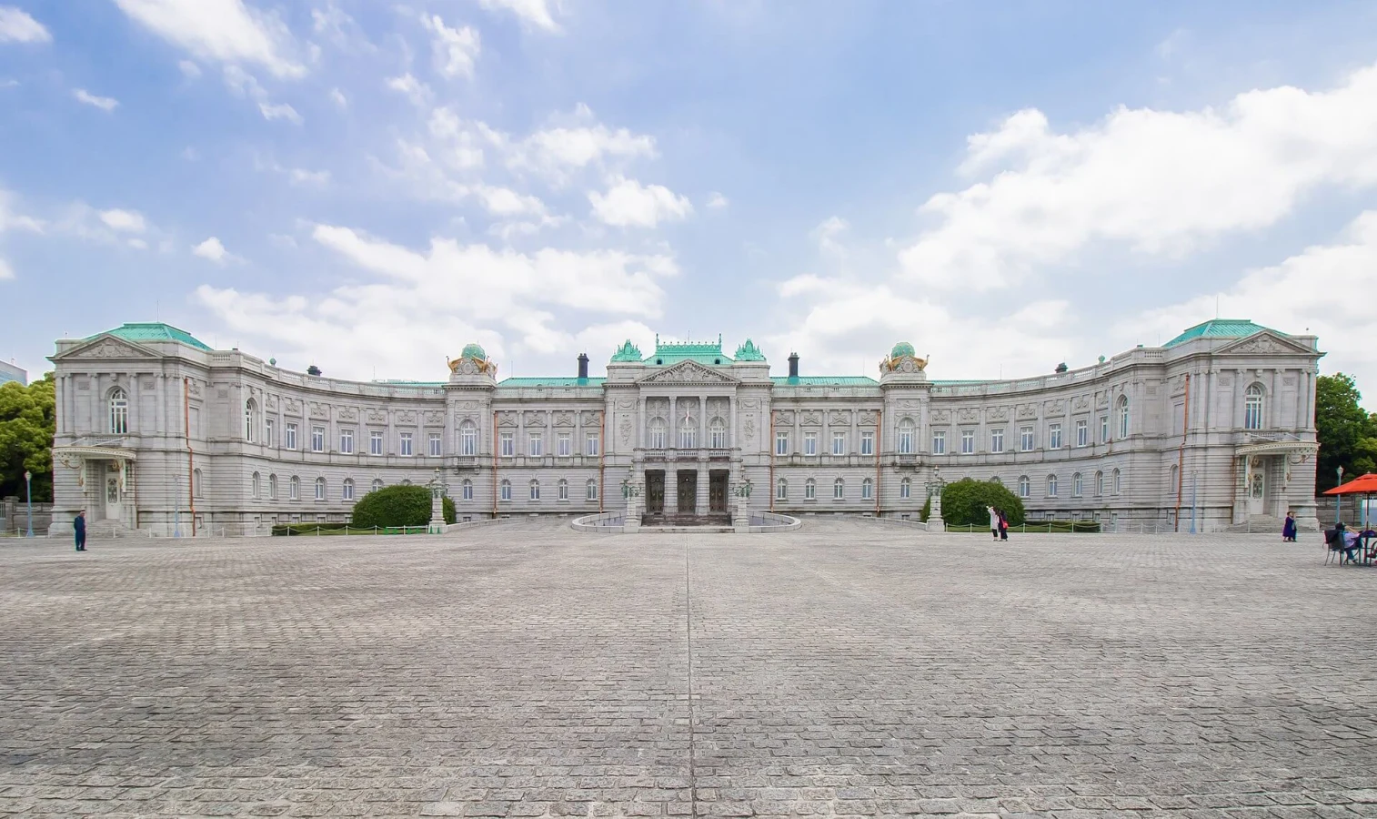 Palais d'Akasaka, Japon