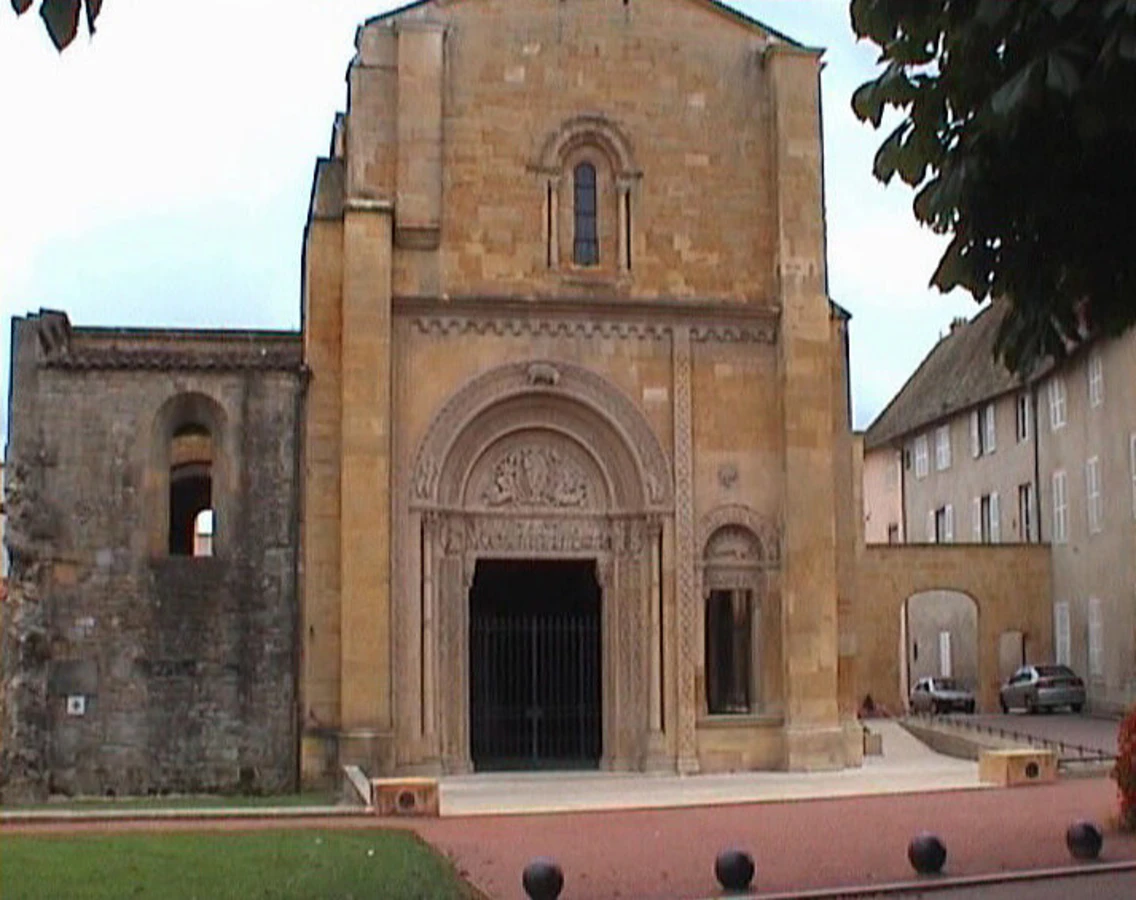 Abbaye Saint-Fortuné de Charlieu, France