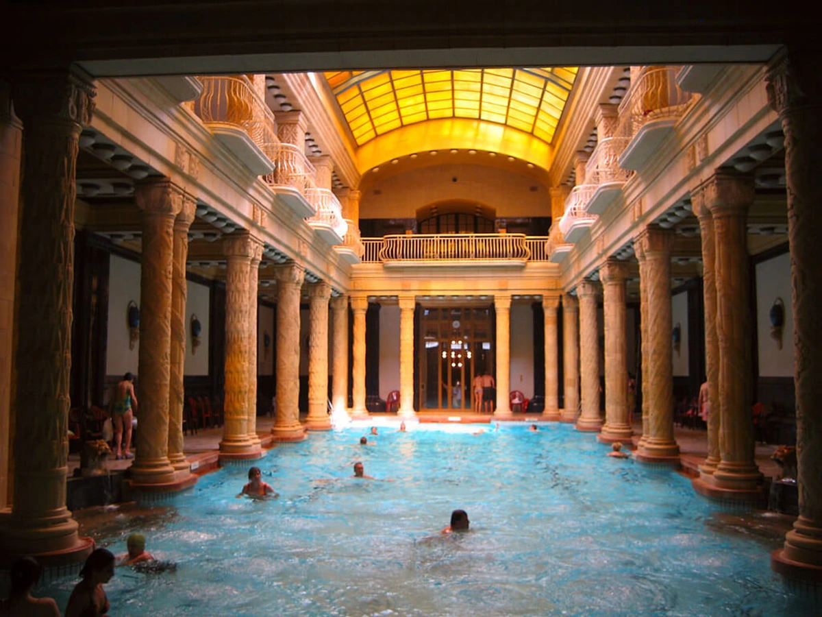 Thermes Gellért, Hongrie