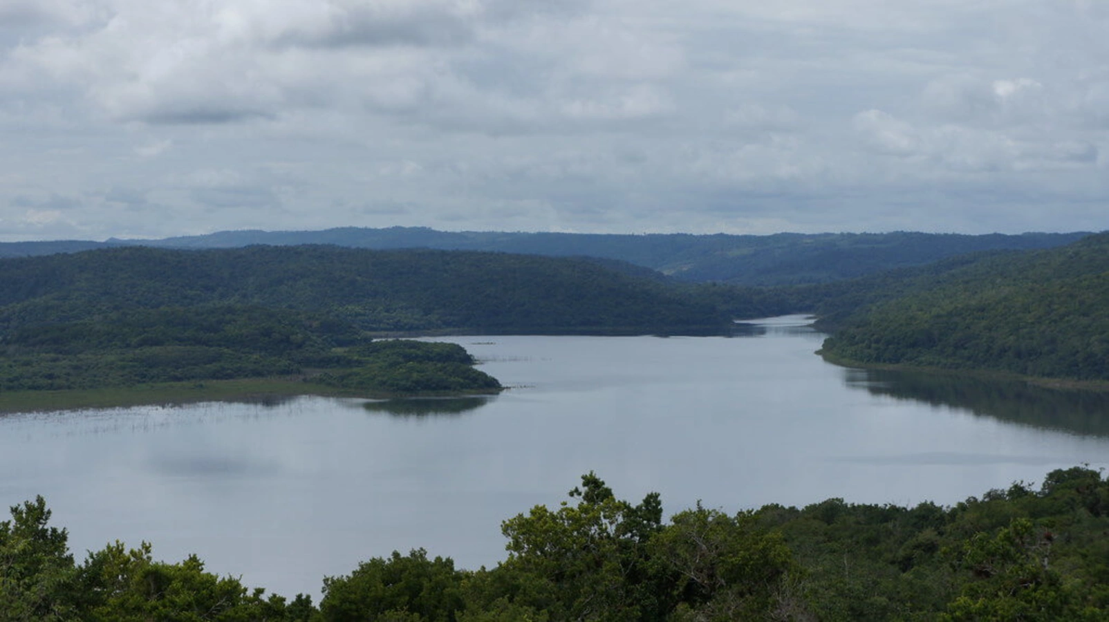 Laguna Yaxja, Guatemala