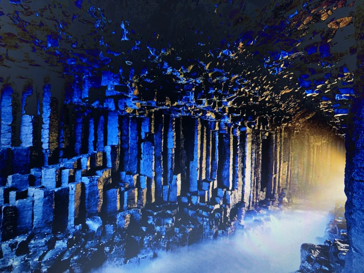 Grotte de Fingal, Écosse