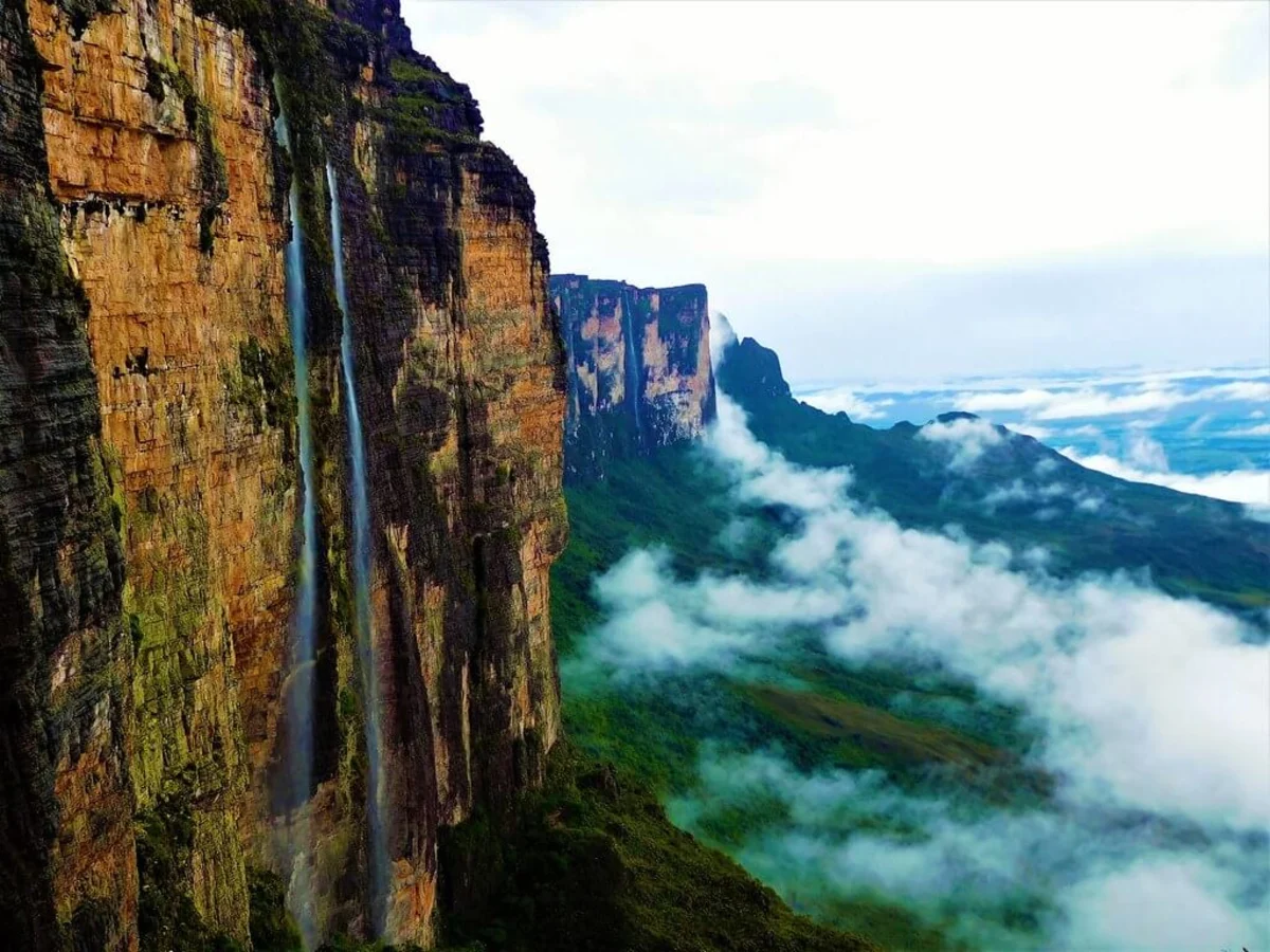 Mont Roraima, Venezuela, Guyana, Brésil