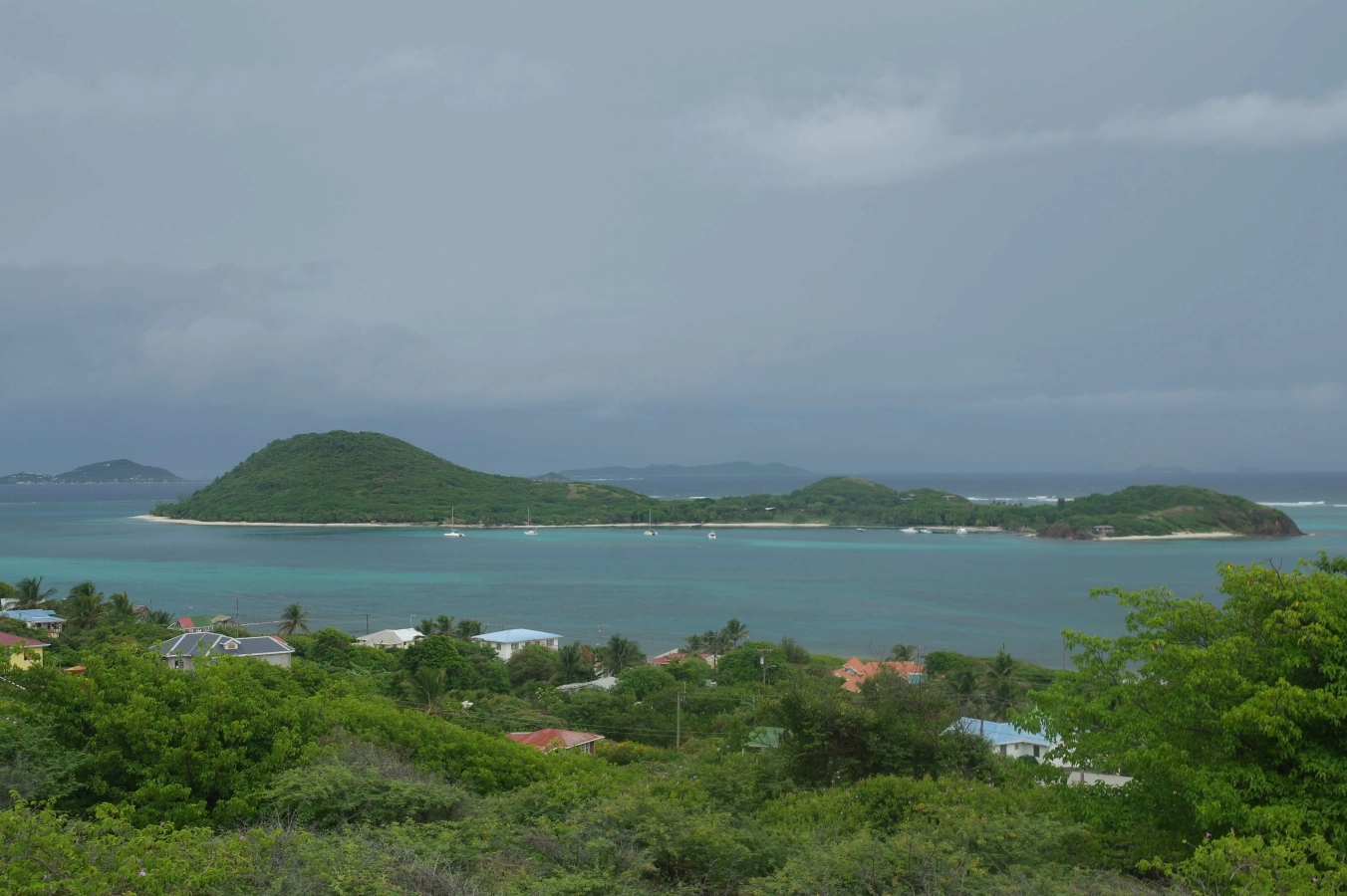Petit-Saint-Vincent, Saint-Vincent et les Grenadines