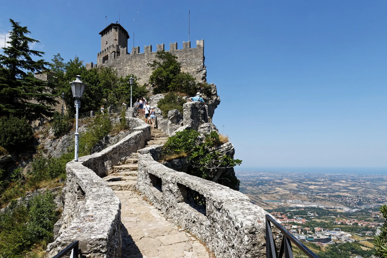 Passo delle Streghe, Saint-Marin
