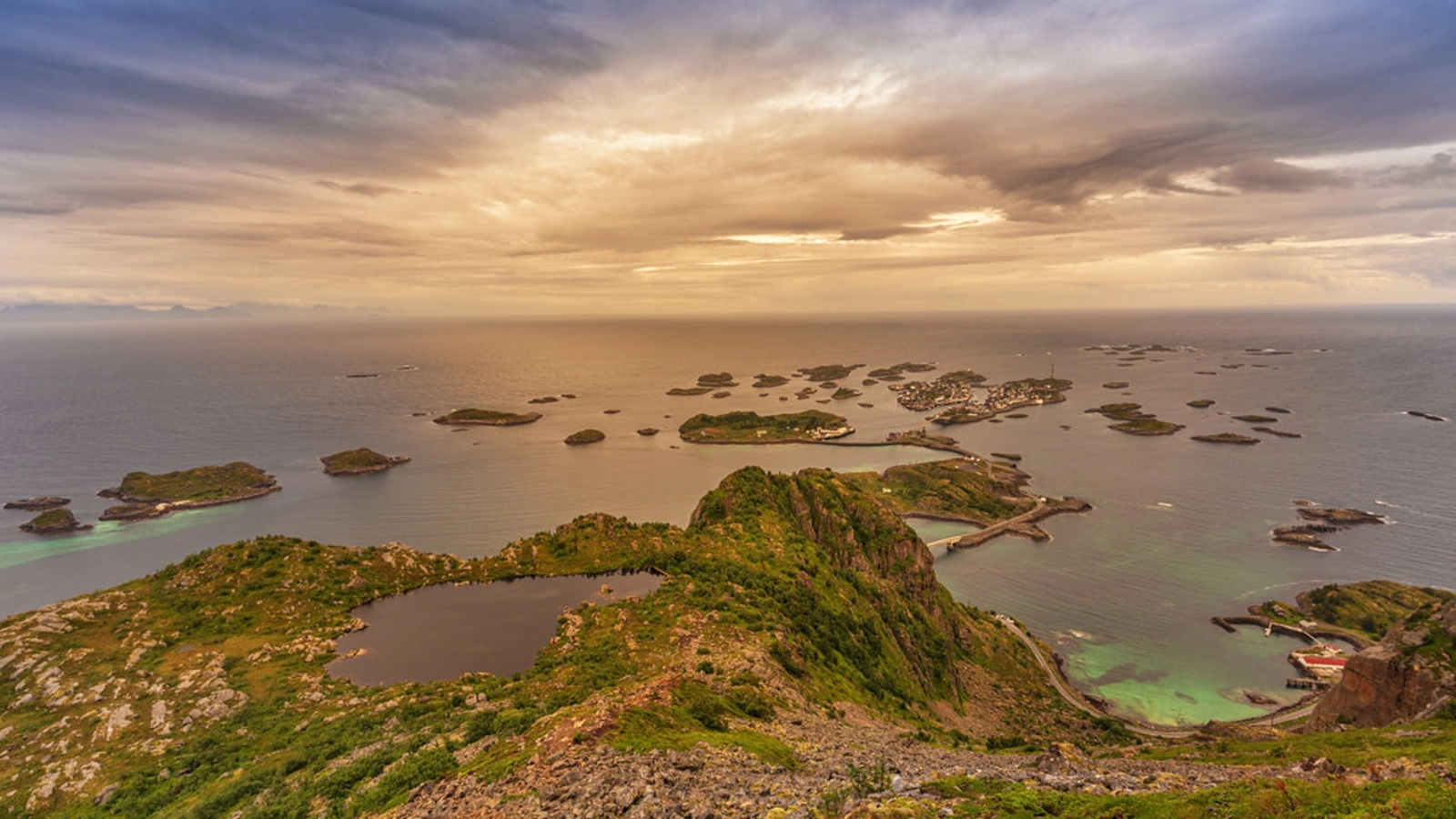 Festvagtind, Norvège