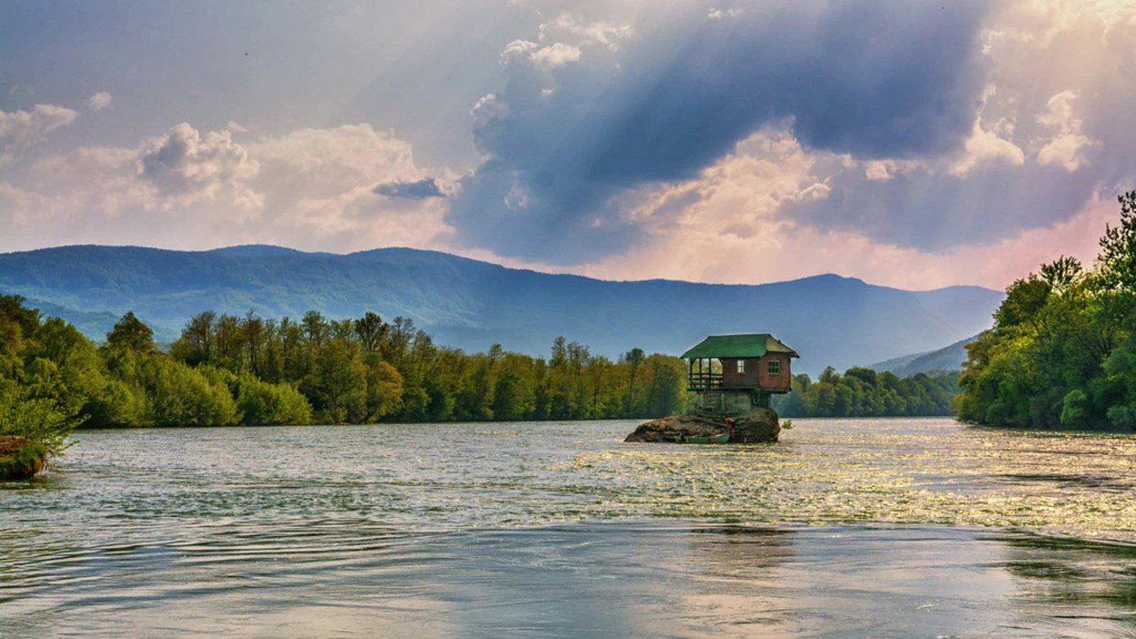 Drina river house, Serbie